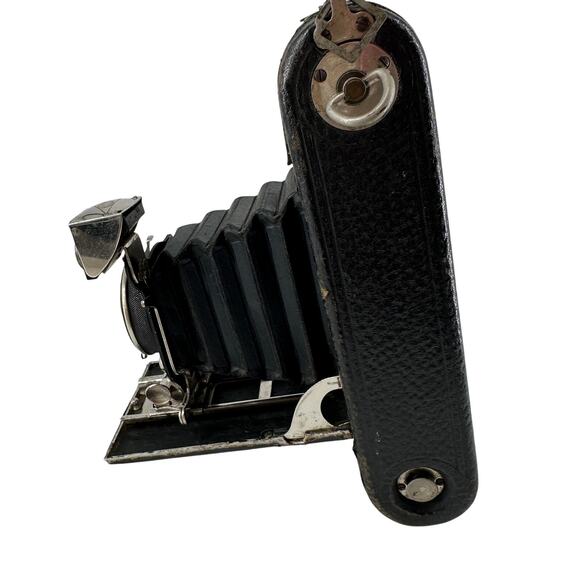 Vintage Folding Bellows Camera with Actus Lens & Leather Case - Picture 3 of 10